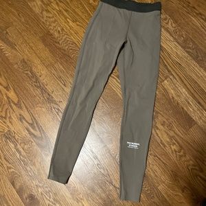 XXS Pas Normal Studios yoga/workout leggings